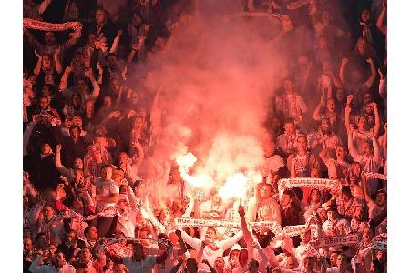 Nach Pyro-Vorfällen in Darmstadt: FSV Mainz schränkt Auswärtsfahrten ein