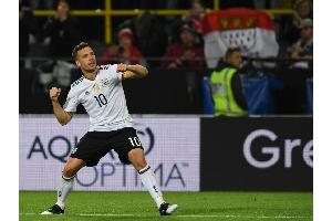 Nach Abschied aus Nationalmannschaft: Podolski freut sich auf Japan