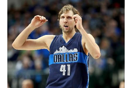 NBA: Rückschläge für Nowitzki und Schröder