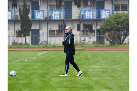 Nach 0:1 gegen China: Südkorea will an Trainer Stielike festhalten