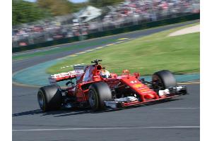 Formel 1: Vettel gewinnt in Australien vor Hamilton