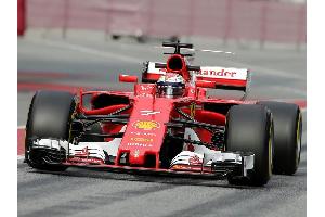 Formel 1: Räikkönen mit Bestzeit - Hamilton von Technik ausgebremst