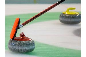 Sieg und Niederlage für Curling-Frauen bei WM