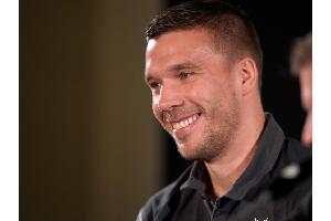 Podolski geht als Kapitän: "Sensationell"
