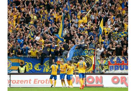 Erster Heimsieg 2017: Braunschweig verbessert sich auf Platz drei