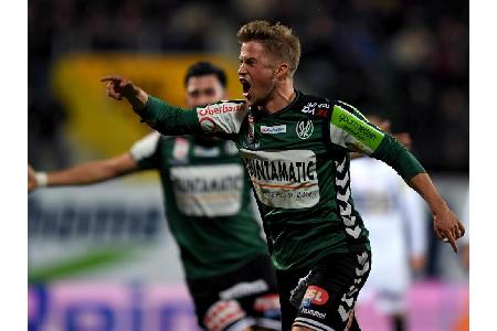 Patrick Möschl jubelt über das 1:0 für die Rieder gegen SCR Altach. Die Oberösterreicher konnten sich nach den turbulenten l...