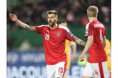 Teamrückkehrer Guido Burgstaller durfte statt des bislang stets gesetzten Marc Janko beginnen. Er ackerte, machte Meter die ...
