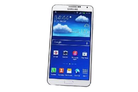 Platz 14: Samsung Galaxy Note 3
Display-Größe: 5,3 Zoll
Display-Pixeldichte: 1080 x 1920 Pixel, 387 ppi
Das Samsung Galax...
