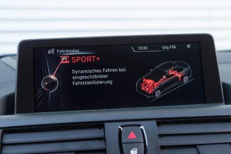 BMW M235i, Noci, Bordcomputer