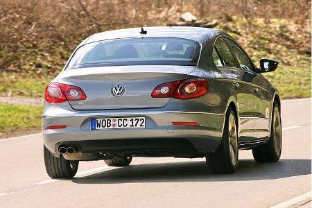 Der Coupé-Ableger des Passat sieht nicht nur sportlicher aus, er fährt sich auch so.