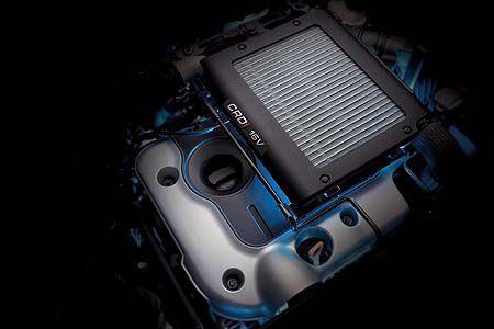Neben dem 150 PS starken 2,2-Liter-Turbodiesel ebenfalls erhältlich: ein 2,7-Liter-V6-Benziner mit 189 PS.