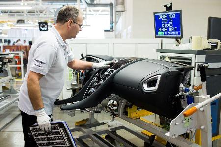 Aston Martin - Werksbesuch - Gaydon