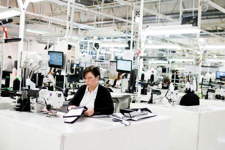 Aston Martin - Werksbesuch - Gaydon
