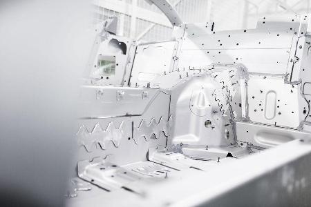 Aston Martin - Werksbesuch - Gaydon