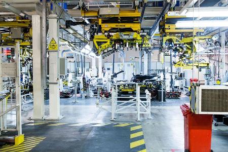 Aston Martin - Werksbesuch - Gaydon
