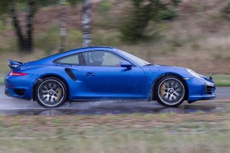 Porsche 911 Turbo S