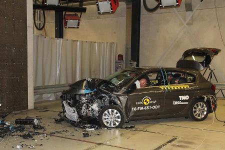 Fiat Tipo Crashtest Euro NCAP 2016