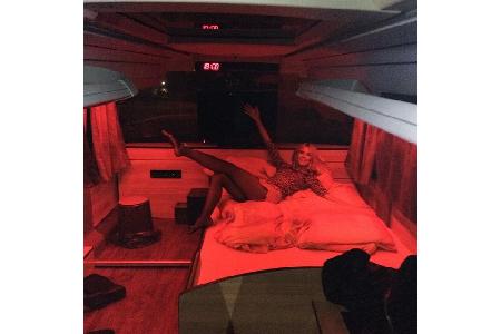 10 Heidi Klum httpinstagram.comheidiklum 10691632_372115036285777_331022364_n.jpg