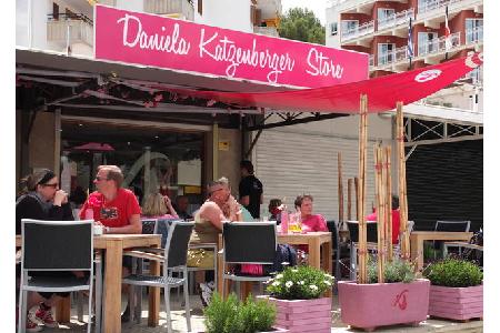 4. Der TV-Star lädt zu sich 