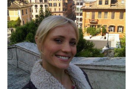 Yfke Sturm im Mai 2011 an der Spanischen Treppe in Rom