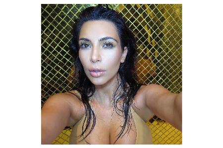 003 Kim Kardashian httpsinstagram.comkimkardashian 11821116_821475354634737_15040082_n.jpg