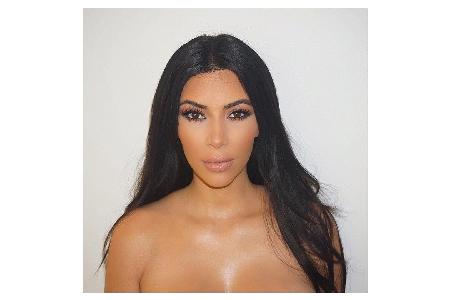 004 Kim Kardashian httpsinstagram.comkimkardashian 11250247_413555972163536_1243054133_n.jpg