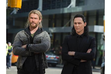 Er muss sich einmal mehr mit seinem unberechenbaren Halbbruder Loki (Tom Hiddleston) herumschlagen.