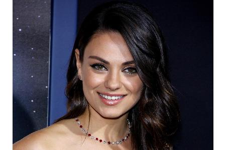 Mila Kunis (34) ist eine Augenweide! Das findet auch Ashton Kutcher und nahm die Schauspielerin im Juli 2015 zur Frau. Gekrö...