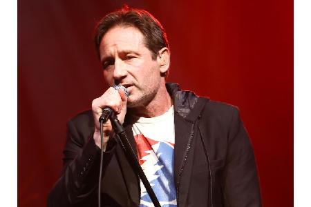 David Duchovny tanzt zudem gleich auf mehreren Hochzeiten. Er ist Schauspieler, Schriftsteller und Sänger. Auch wenn man ihn...