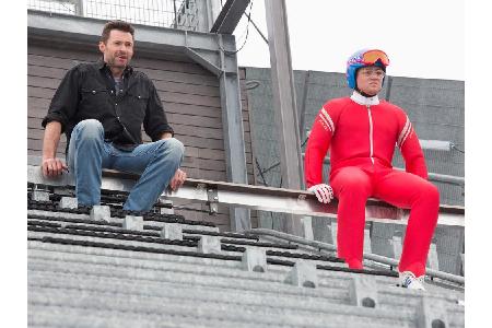 Doch schafft es Eddie, der aus medizinischen Gründen eine Schiene trägt, die ihm sportliche Aktivitäten unmöglich macht, mit...