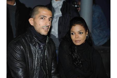 Kurz nach der Geburt ihres ersten Kindes trennten sich Sängerin Janet Jackson (51) und der Geschäftsmann Wissam Al Mana (42)...