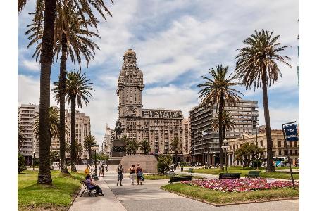 Platz 7: Uruguay. Für die Südamerikaner geht es um 30 Prozent nach oben. Insgesamt drei Millionen Menschen reisten in das Ge...