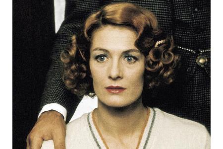 Ihre Vorgängerin in der Rolle als Miss Mary Debenham war Darstellerin Vanessa Redgrave.