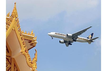 Platz 2 geht an Singapore Airlines. War es letztes Jahr noch die Bronze-Medaille, geht es für die Fluglinie 2017 einen Rang ...