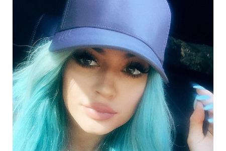 Kylie Jenner (19) griff oftmals zu knalligen Mitteln, um Aufmerksamkeit zu bekommen: Vielleicht sah die jüngste Halbschweste...