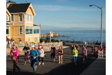 Schöner Name, schöne Strecke: Der Big Sur Marathon führt in Kalifornien entlang der Pazifikküste.