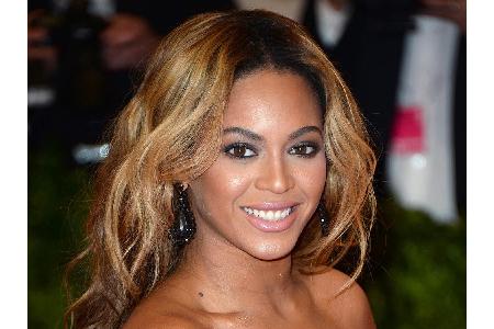 Beyoncé (36) ist für ihre spektakulären Bühnenshows bekannt. Weniger spektakulär aber dafür umso aufsehenerregender war ihre...
