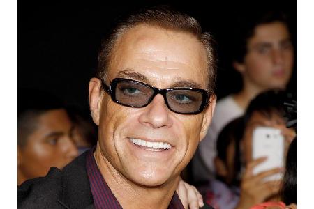 Auch Action-Star Jean-Claude Van Damme (56) war mit von der Partie. Nach Informationen von BBC soll er Kadyrow sogar versich...