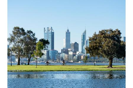 Perth sichert sich Rang sieben. In der Stadt an der australischen Westküste leben knapp 1,7 Millionen Menschen. Und sie habe...