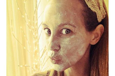 Ihre jugendliche Schönheit kommt nicht von ungefähr: Das deutsche Model Alessandra Meyer-Wölden (34) unterzieht sich am Woch...