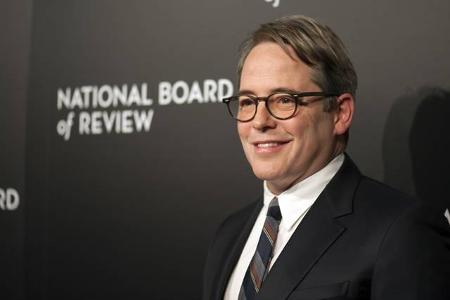 ...Kollege Matthew Broderick bleibt dagegen seiner Hornbrille seit Jahrzehnten treu. Eine echte Legende ließ...
