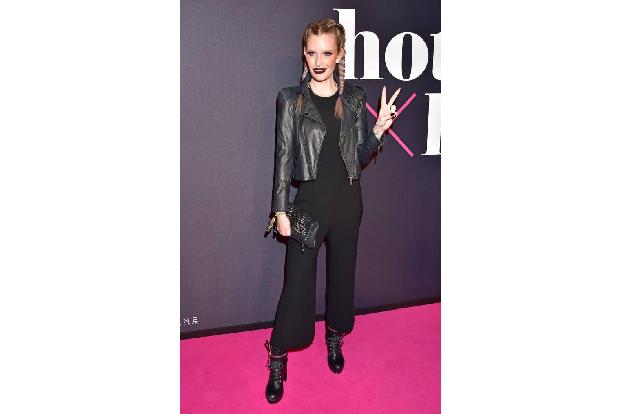 ...sie doch gerade erst bei der Berliner Fashion Week durch einen neuen Style auf. Rockig, wild und eben ganz anders. Vor al...