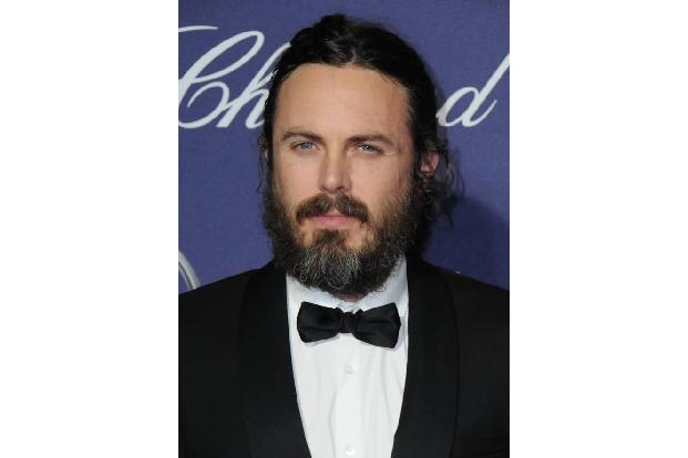 ....sein Kollege Casey Affleck schlug mit deutlich mehr Wuchs auf. Oder ist das doch alles nur für eine Rolle? Rot...