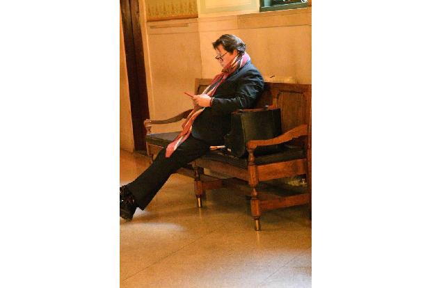 ...behauptet, die Schauspielerin habe ein Problem mit Alkohol und Tabletten, um ihr das Sorgerecht zu entziehen. Am Montag h...