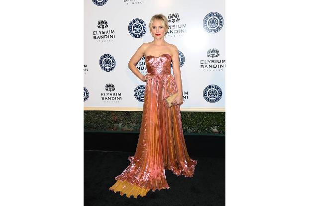 ...wie Schauspielerin Kristen Bell. So hatte sie zudem auch einen Anlass, sich besonders schick zu machen. Ebenso...