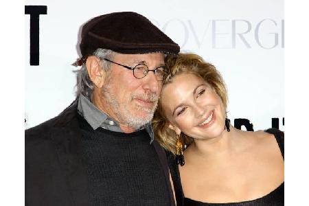 ...solche Entscheidungen der Eltern später mal wirklich etwas bringen können, sieht man bei Drew Barrymore, die keinen Gerin...