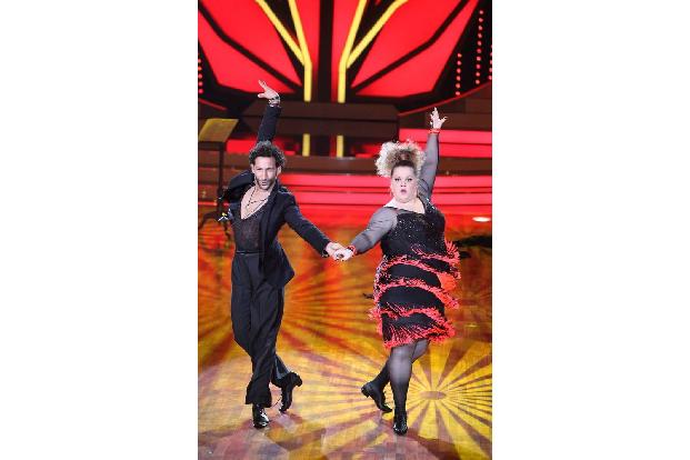 ...Schauspielerin Manuela Wisbeck lieferte der Profitänzer 2013 das schlechteste Ergebnis seiner 'Let's Dance'-Karriere ab. ...