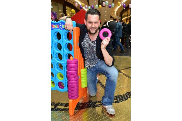 ...im Mann kam dann auch bei Moderator Matthias Killing durch. Nach den zahlreichen Spielemöglichkeiten für die Kids, die de...