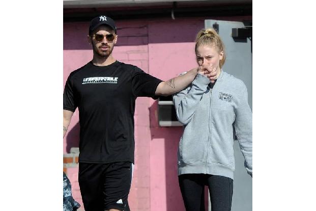 ...scheinen sich gesucht und gefunden zu haben, sie sind seit November 2016 ein Herz und eine Seele. Es vergeht seit ihrem K...