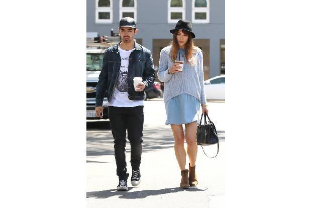 ...war es Blanda Eggenschwiler, ein Schweizer Model, das dem Musiker den Kopf verdrehte. Von 2012 bis 2014 waren die beiden ...